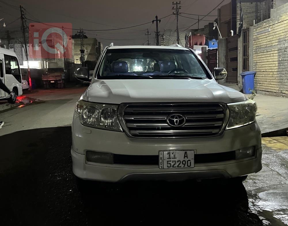 تويوتا لاندكروزر